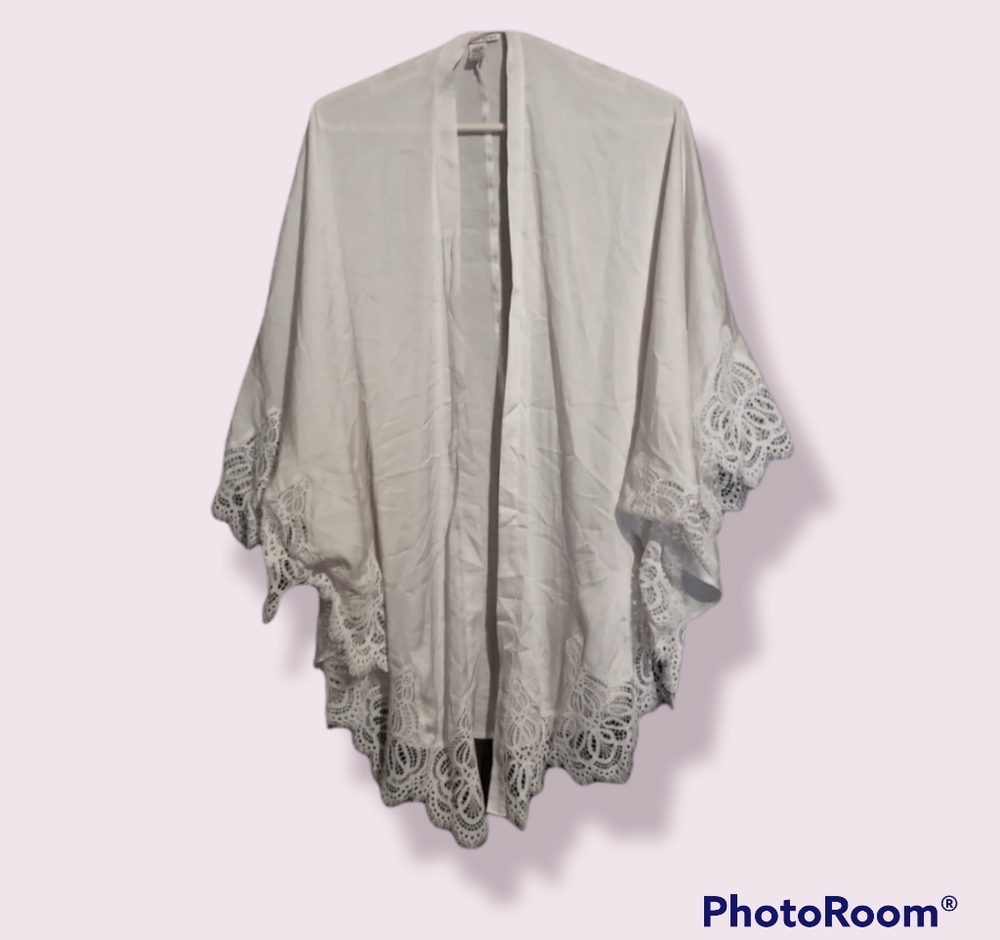 Victoria's Secret lace white cover-up medium/large